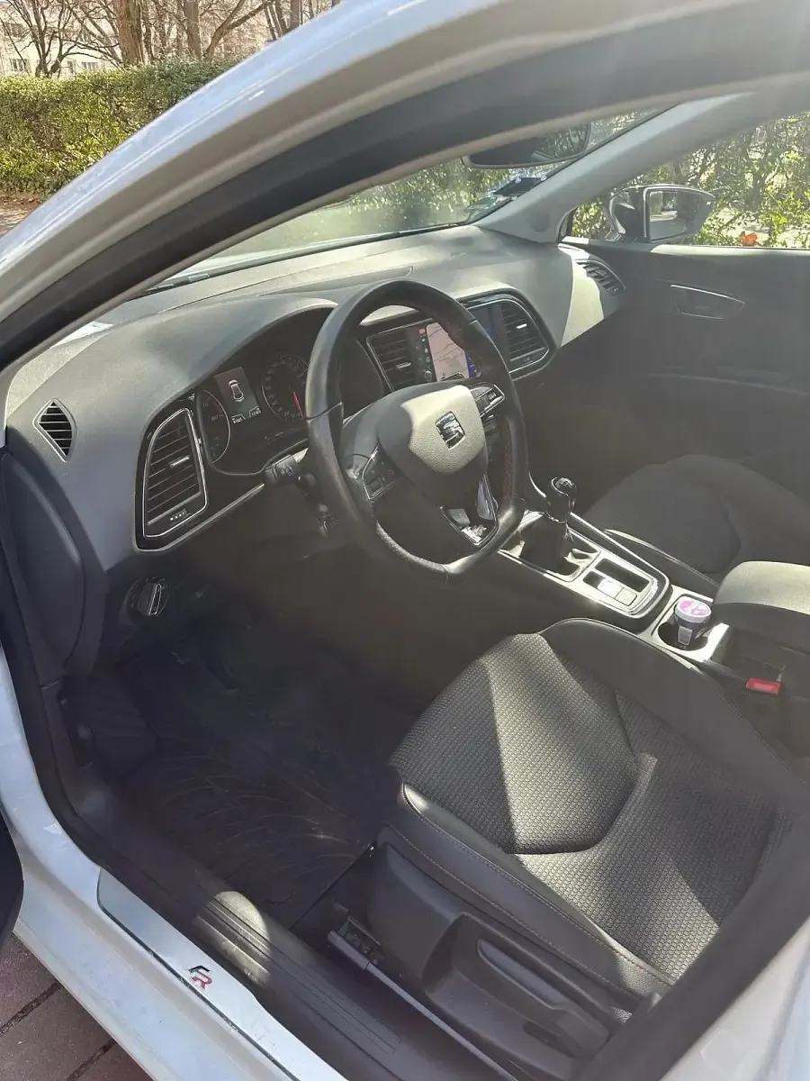 Gebraucht Seat Leon FR 150 PS (110 kW) 2018 Weiß Limousine