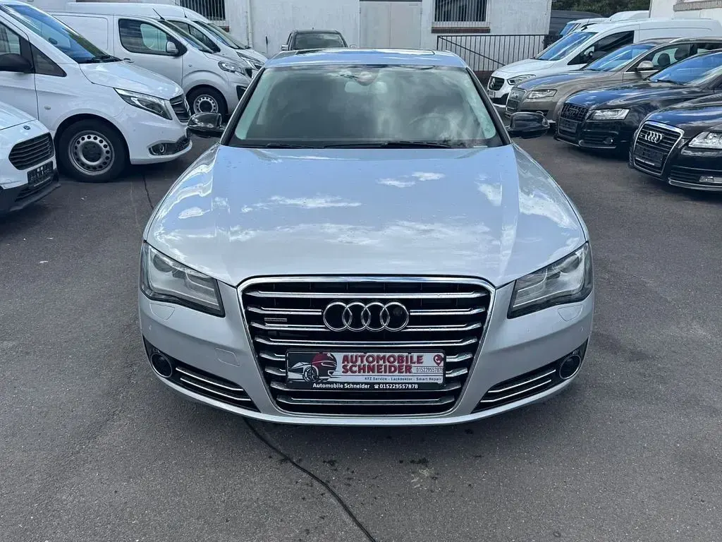 Gebraucht Audi A8 Ambiente 351 PS (258 kW) 2010 Silber Limousine