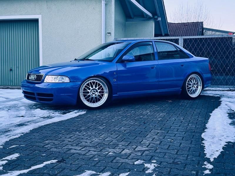 Gebraucht Audi A4 Performance 200 PS (147 kW) 1997 Blau Limousine