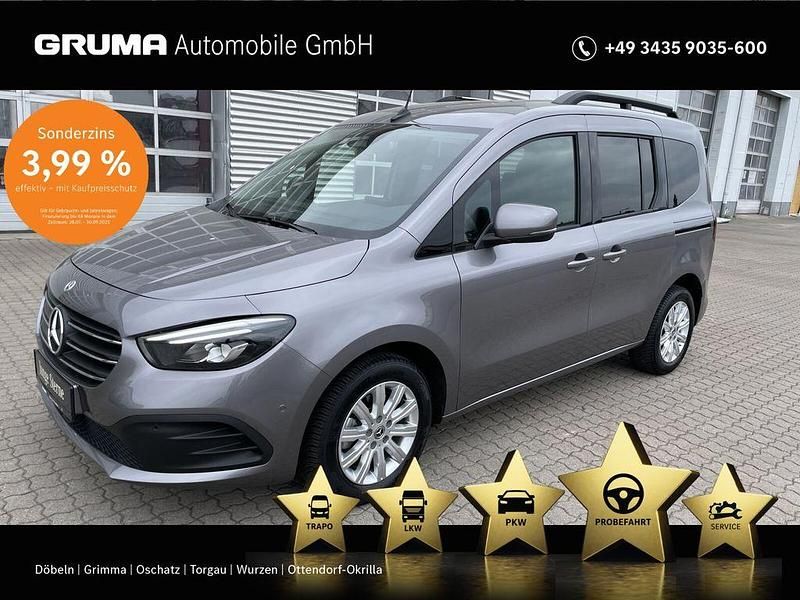 Chromitgrau Gebraucht 2023 Mercedes T180 Progressive Van / Kleinbus | 26.880 € (Guter Preis) - Bild 1/4