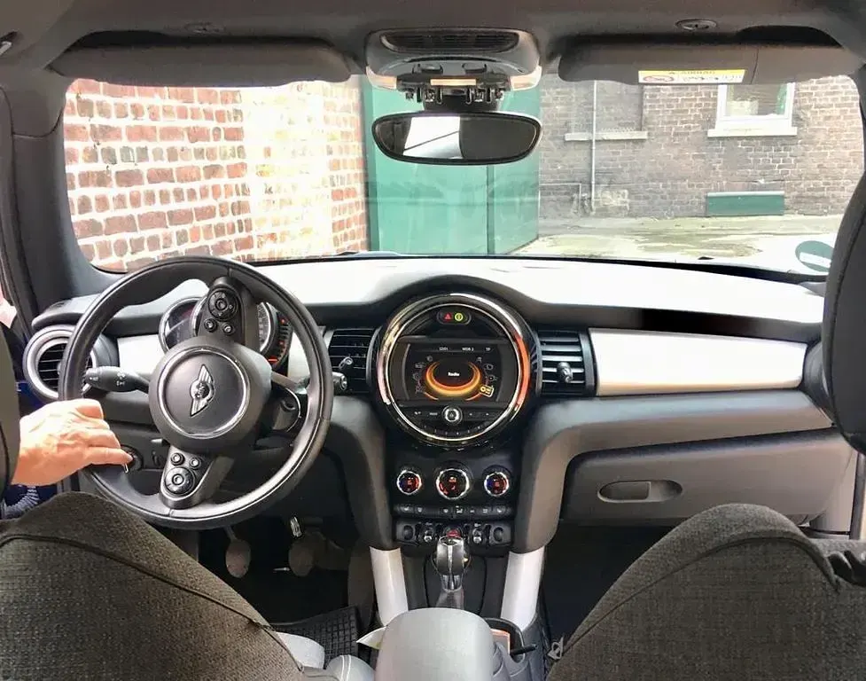 Käytetty Mini One D 95 HP (69 kW) 2014 Sininen Viistoperä