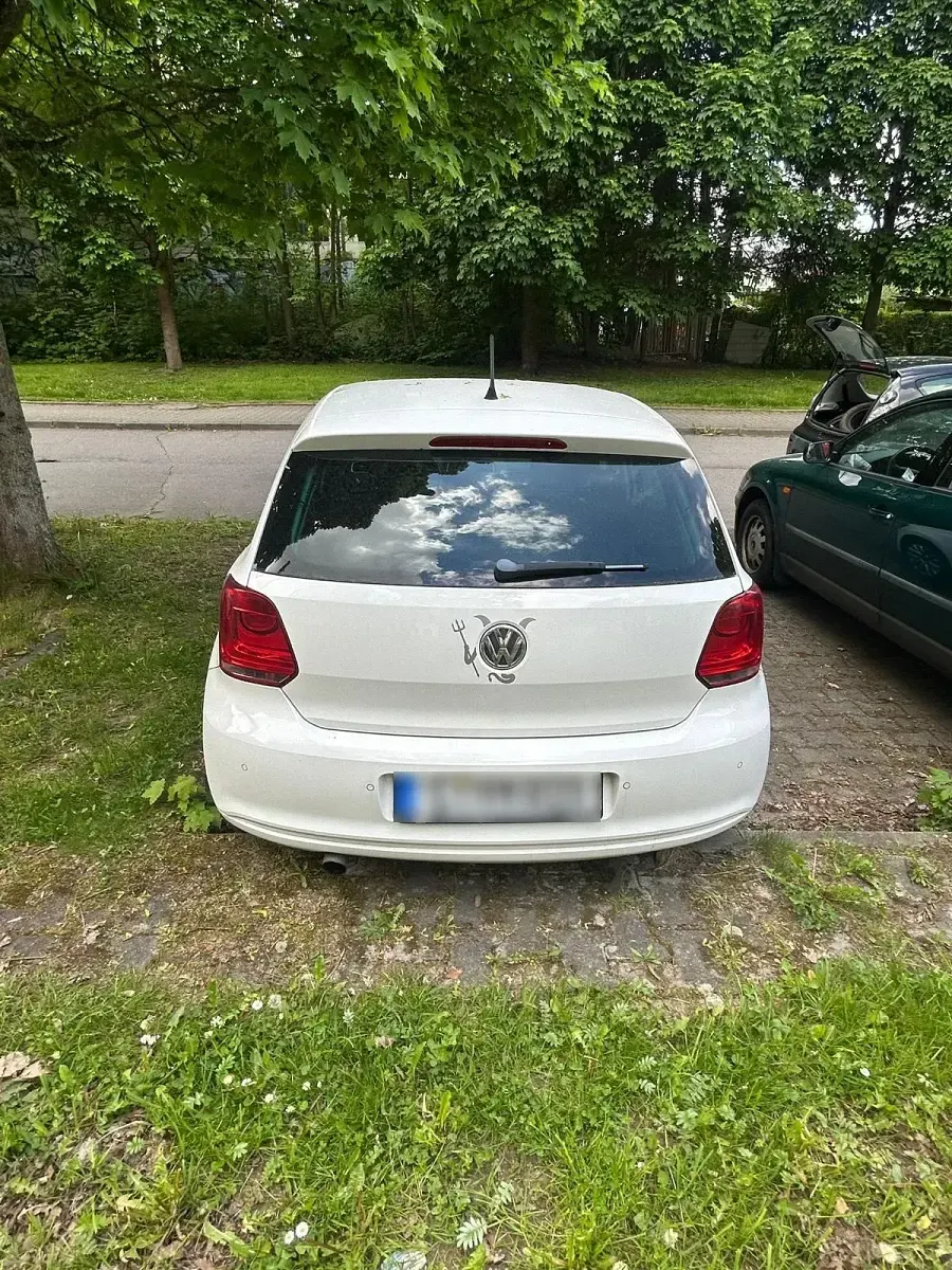 Gebraucht VW Polo 90 PS (66 kW) 2011 Blau Kleinwagen