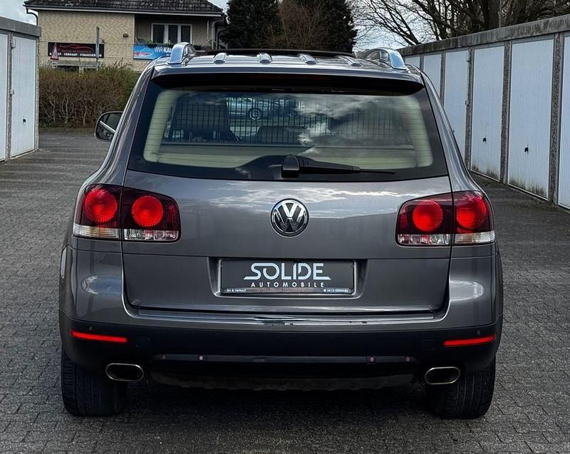 Gebraucht VW Touareg 224 PS (164 kW) 2007 Grau SUV