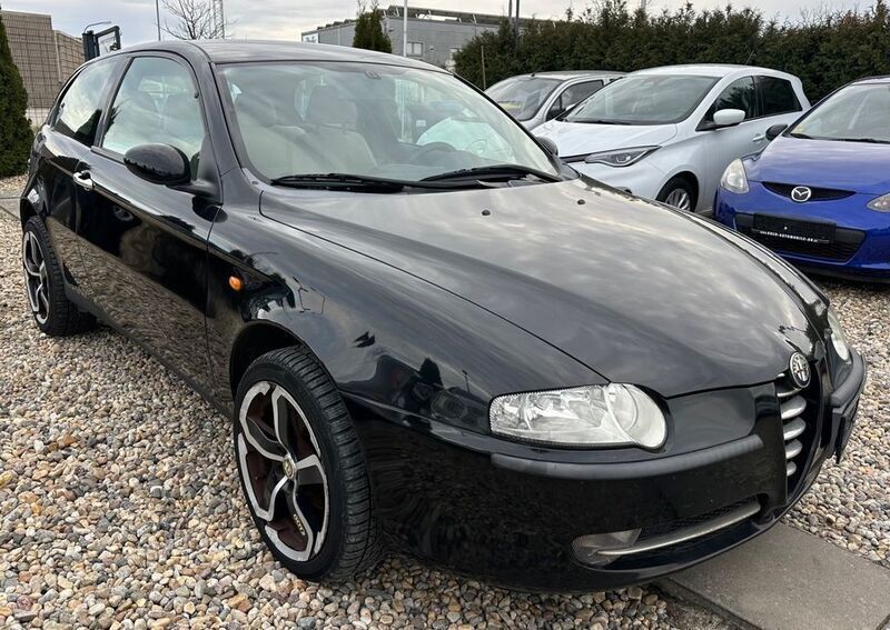 Schwarz Gebraucht 2003 Alfa Romeo 147 Progression Kleinwagen | 1.990 € (Etwas zu teuer) - Bild 1/4
