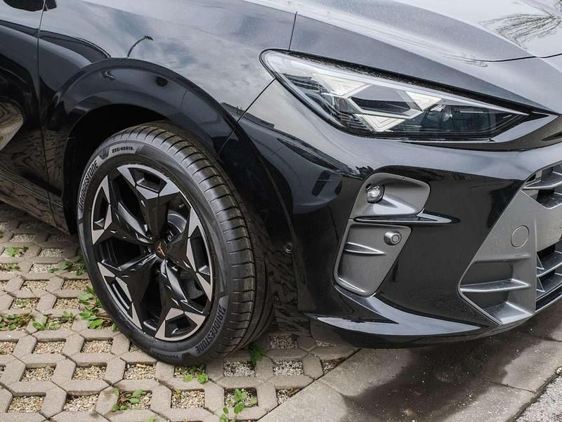 Neu Cupra Terramar VZ 265 PS (194 kW) 2026 Grau SUV