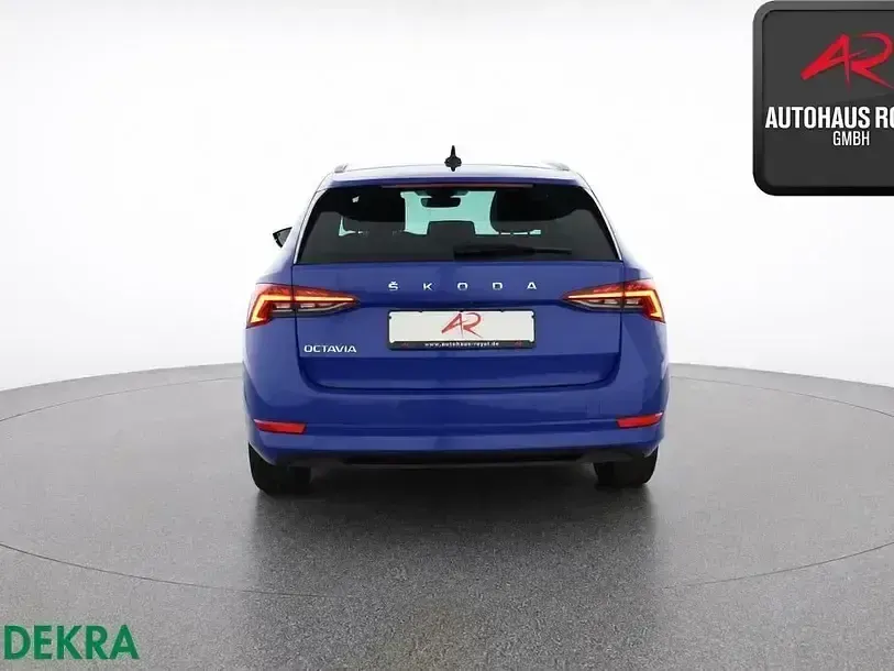 Gebraucht Skoda Octavia Style 150 PS (110 kW) 2022 Blau Kombi