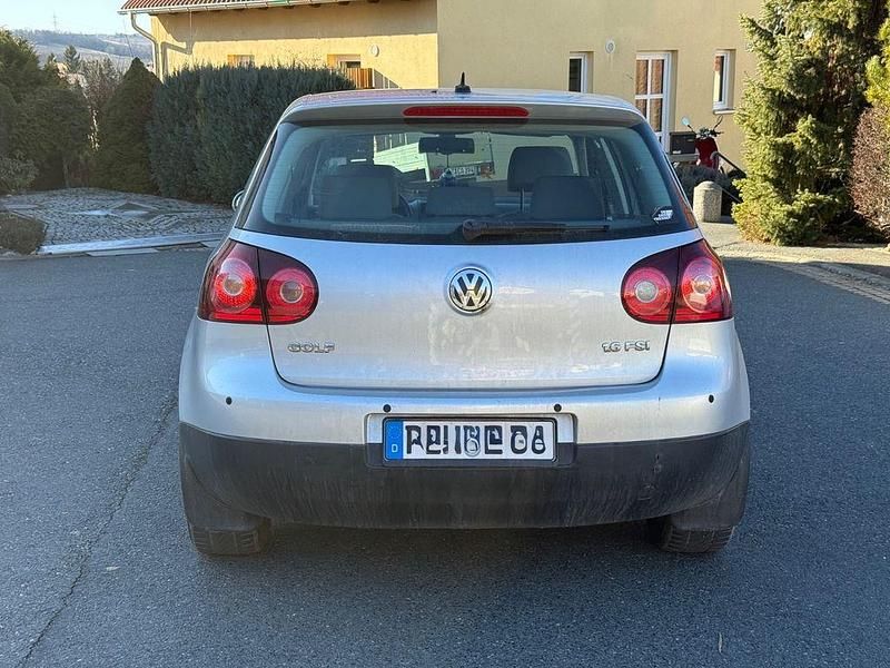 Gebraucht VW Golf IV 116 PS (85 kW) 2004 Silber Limousine