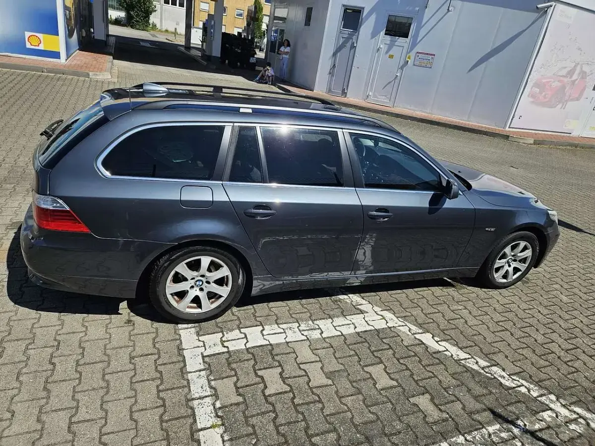 Gebraucht BMW 520 163 PS (119 kW) 2007 Kombi
