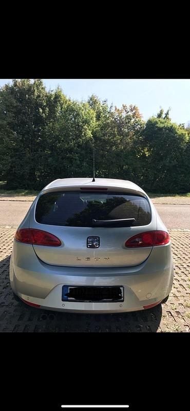 Gebraucht Seat Leon 102 PS (75 kW) 2008 Silber Kleinwagen