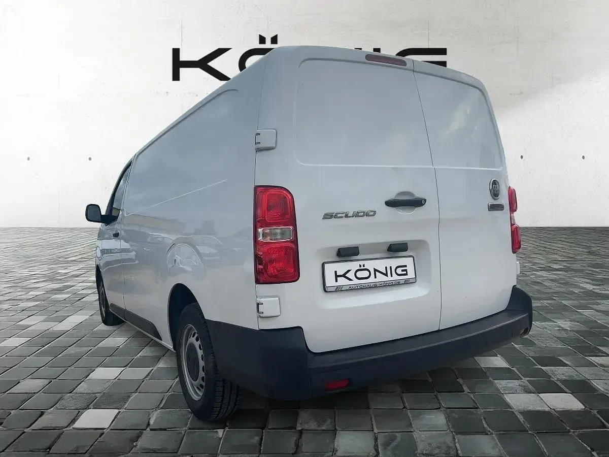 Gebraucht Fiat Scudo 144 PS (105 kW) 2023 Weiss Van