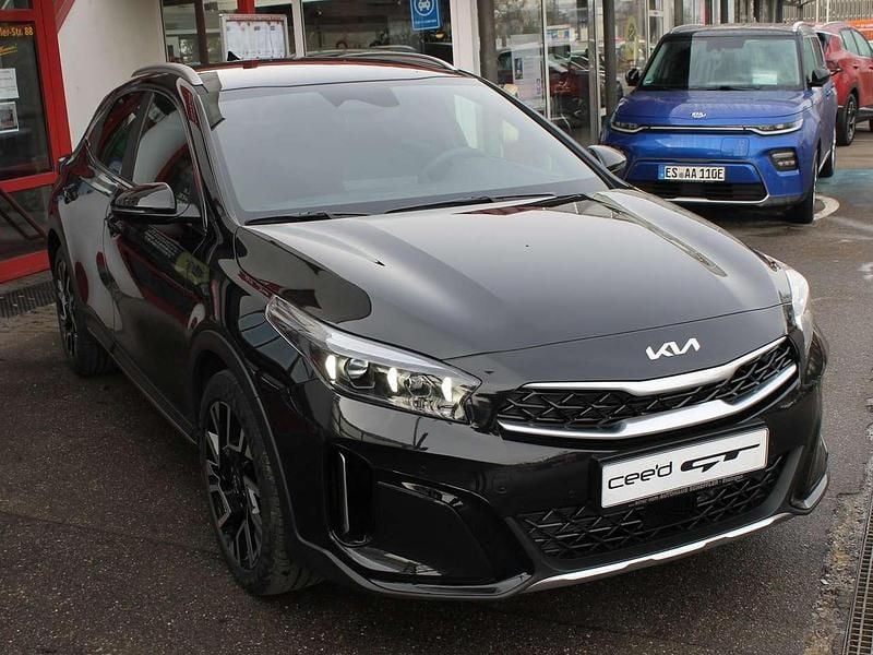 Neu Kia XCeed 179 PS (131 kW) 2026 Zilina schwarz met. SUV