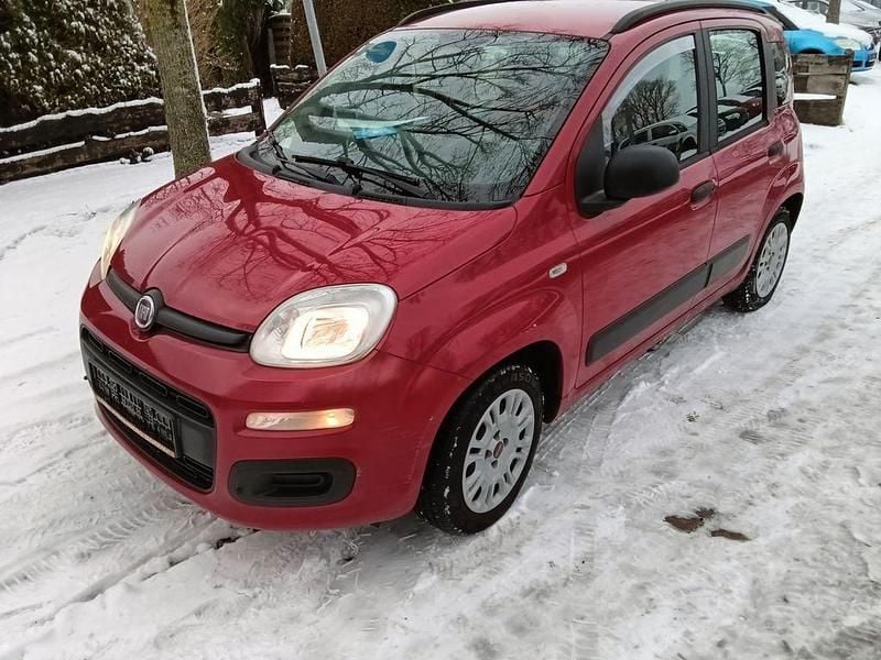 Rot Gebraucht 2014 Fiat Panda Lounge Limousine | 4.999 € (Guter Preis) - Bild 1/4