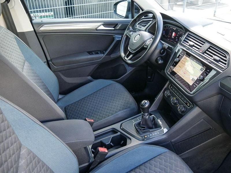 Gebraucht VW Tiguan IQ Drive 150 PS (110 kW) 2019 Schwarz SUV