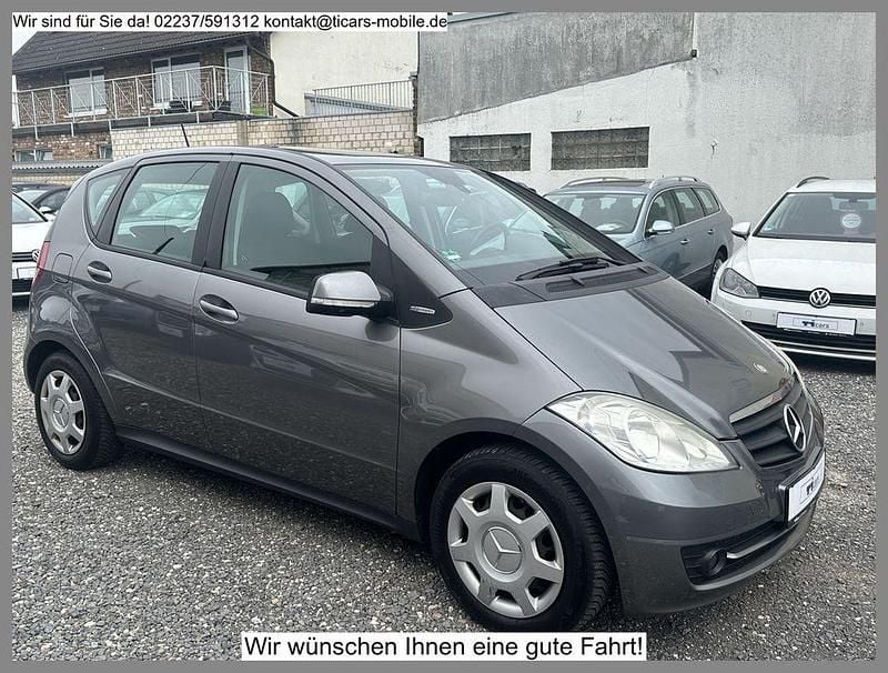 Gebraucht Mercedes A160 95 PS (69 kW) 2010 Mountaingrau  met. (metallic) Limousine