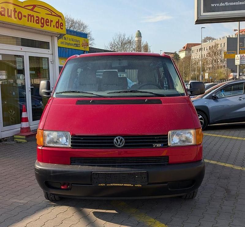 Second-hand VW T4 88 CP (64 kW) 2003 Roșu Van