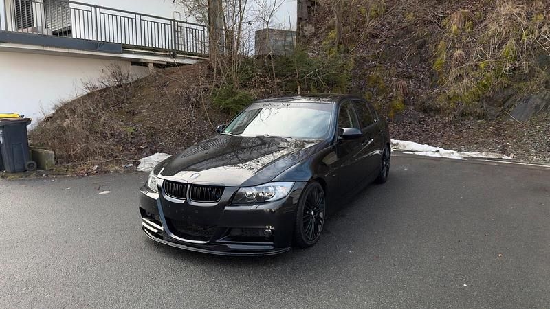 Gebraucht BMW 320 M Sport 163 PS (119 kW) 2005 Schwarz Limousine