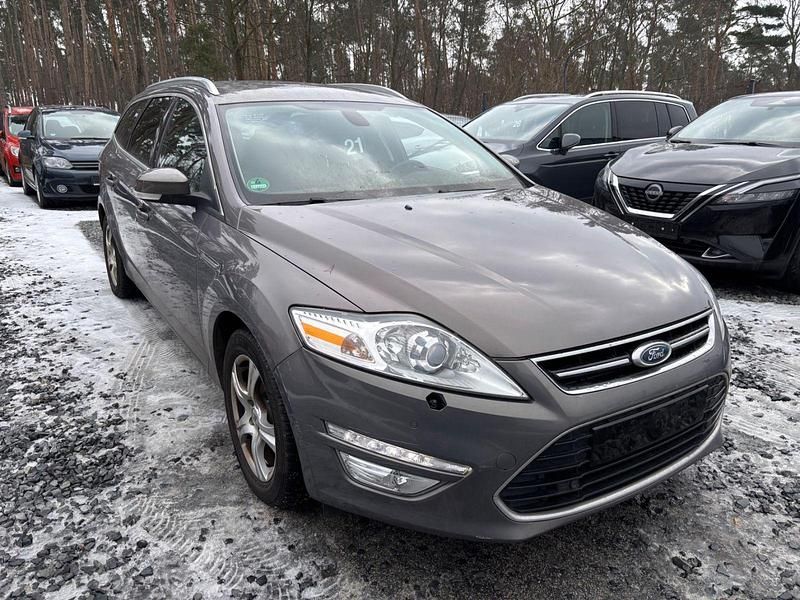 Gebraucht Ford Mondeo Titanium 160 PS (117 kW) 2013 Braun Kombi