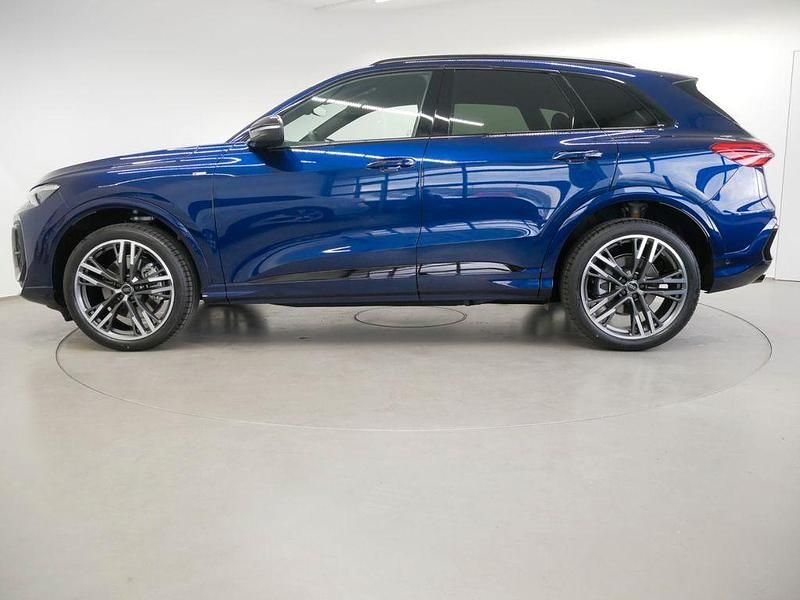 Neu Audi Q5 Sport 204 PS (150 kW) 2026 Blau SUV