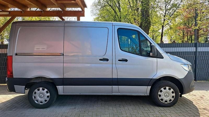Second-hand Mercedes Sprinter 143 CP (105 kW) 2019 Argintiu Van