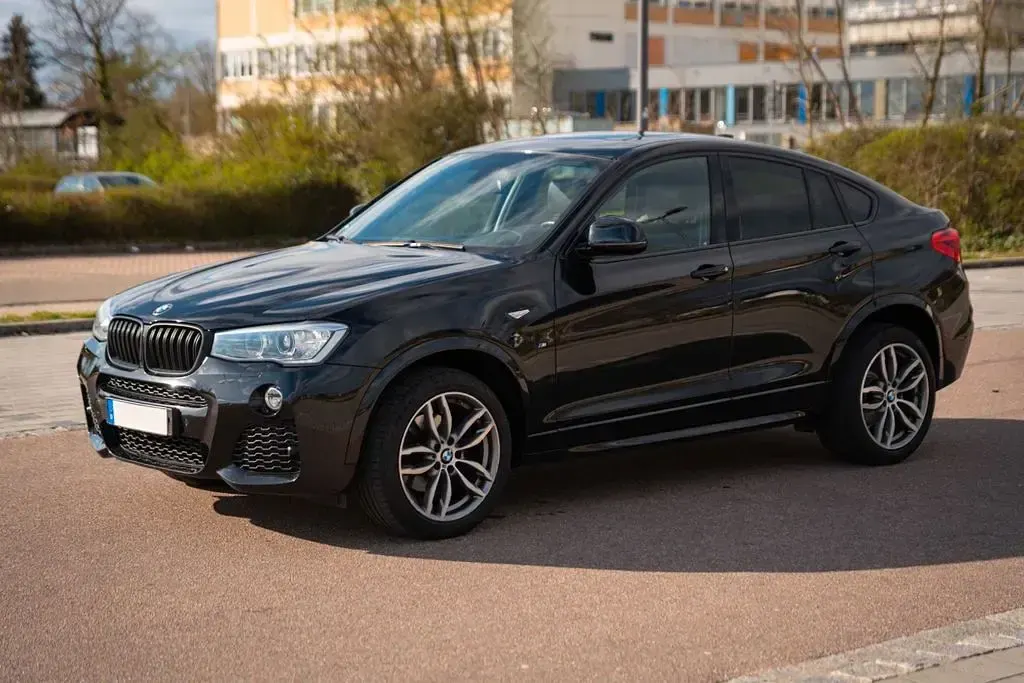 Gebraucht BMW X4 M Sport 190 PS (139 kW) 2015 Schwarz SUV