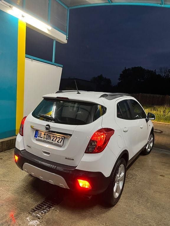 Weiß Gebraucht 2014 Opel Mokka Edition SUV | 7.450 € (Fairer Preis) - Bild 1/4