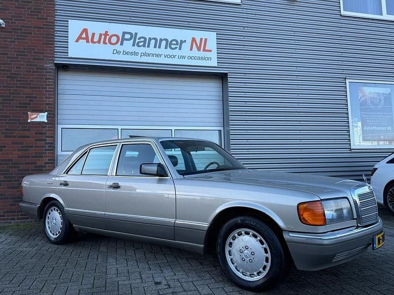 Gebraucht Mercedes 420 224 PS (164 kW) 1990 Grau Limousine