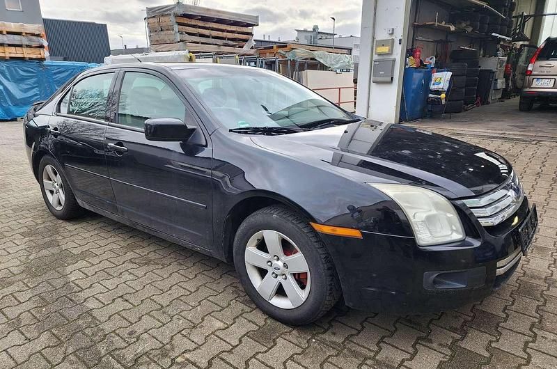 Schwarz Gebraucht 2008 Ford Fusion Limousine | 1.600 € - Bild 1/4