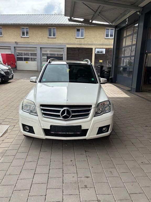 Gebraucht Mercedes GLK350 224 PS (164 kW) 2009 Weiß SUV