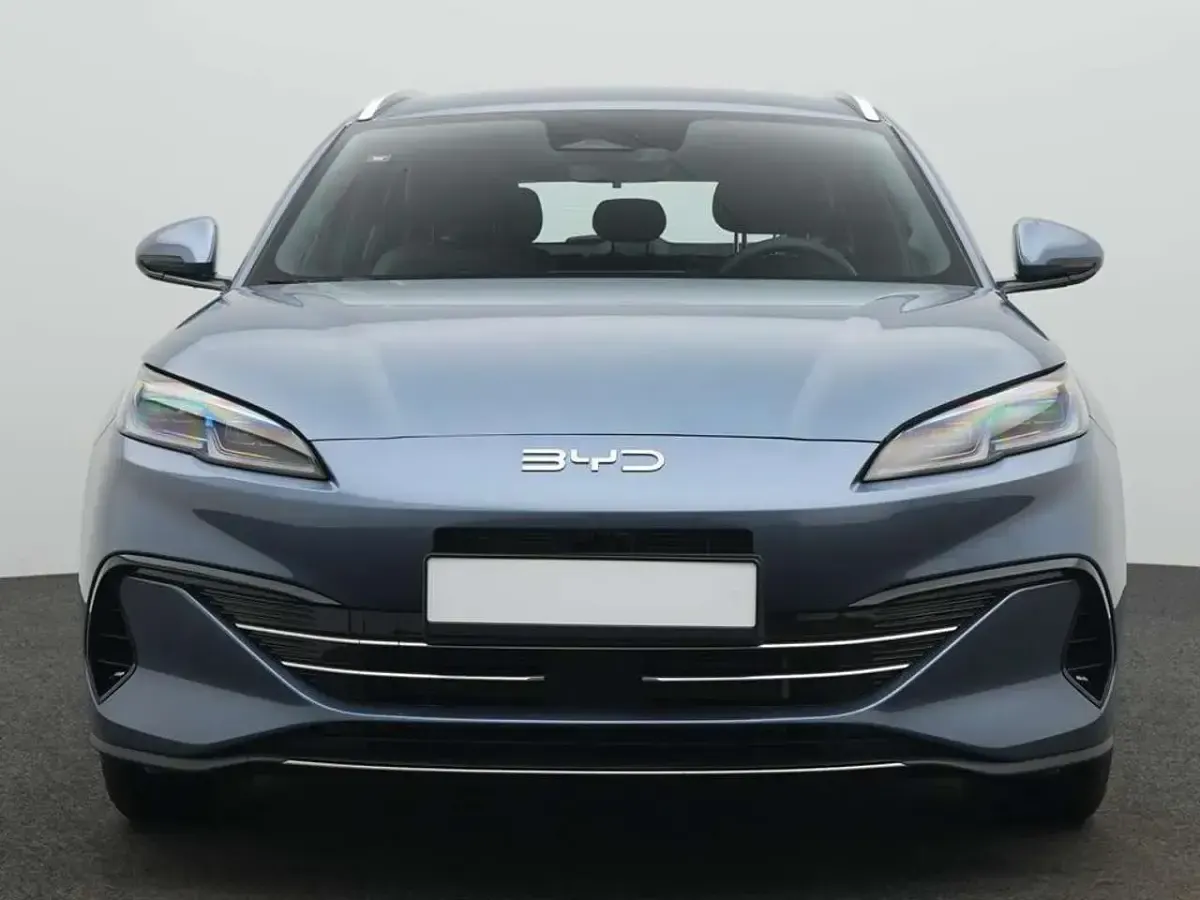 Usata BYD Seal Boost 184 CV (135 kW) 2025 Blu Station wagon