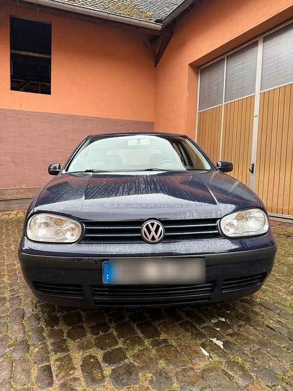 Gebraucht VW Golf IV 75 PS (55 kW) 2000 Blau Kleinwagen