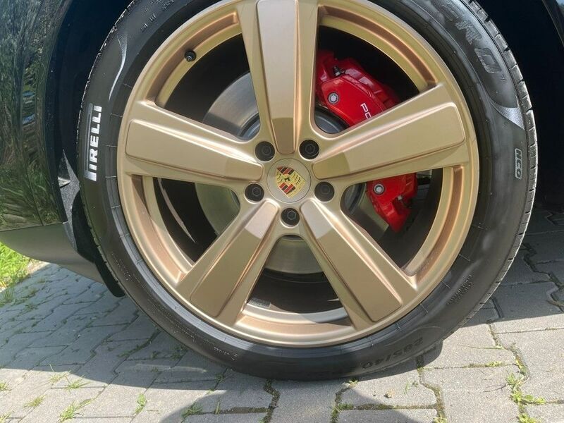 Gebraucht Porsche Cayenne 475 PS (349 kW) 2024 Schwarz SUV