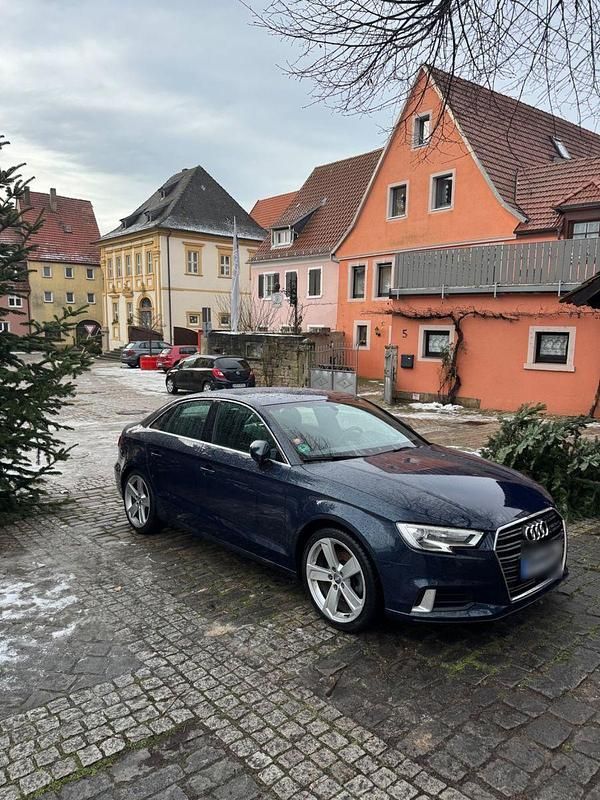 Gebraucht Audi A3 Design 150 PS (110 kW) 2019 Blau Limousine
