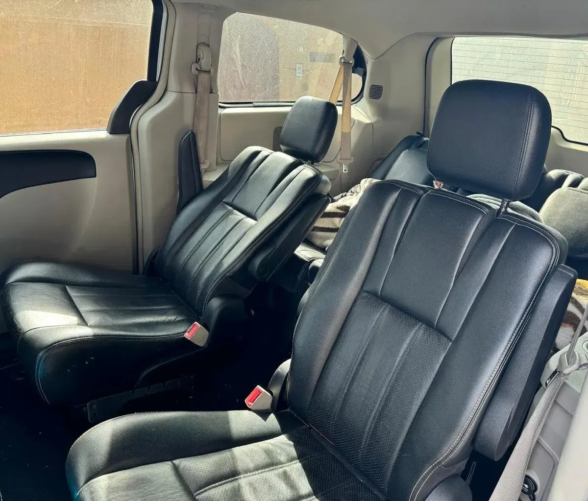 Gebraucht Dodge Grand Caravan 300 PS (220 kW) 2012 Silber Van / Kleinbus