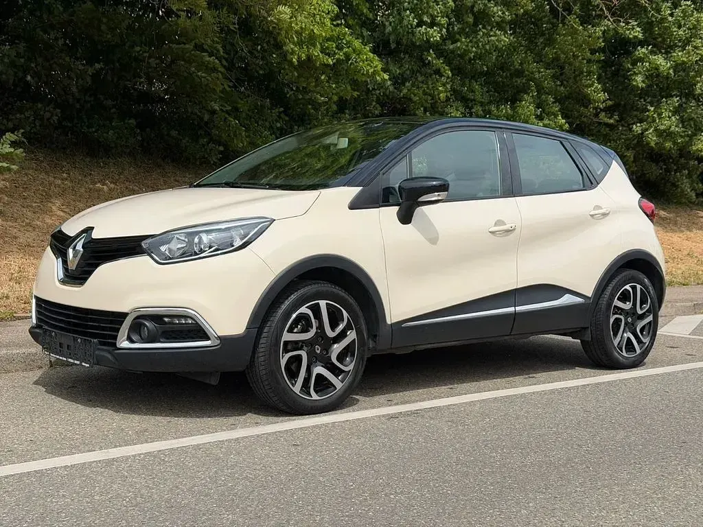 Gebraucht Renault Captur Experience 118 PS (86 kW) 2016 Gelb SUV