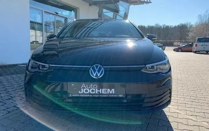 Gebraucht VW Golf VIII United 130 PS (95 kW) 2021 Schwarz Limousine