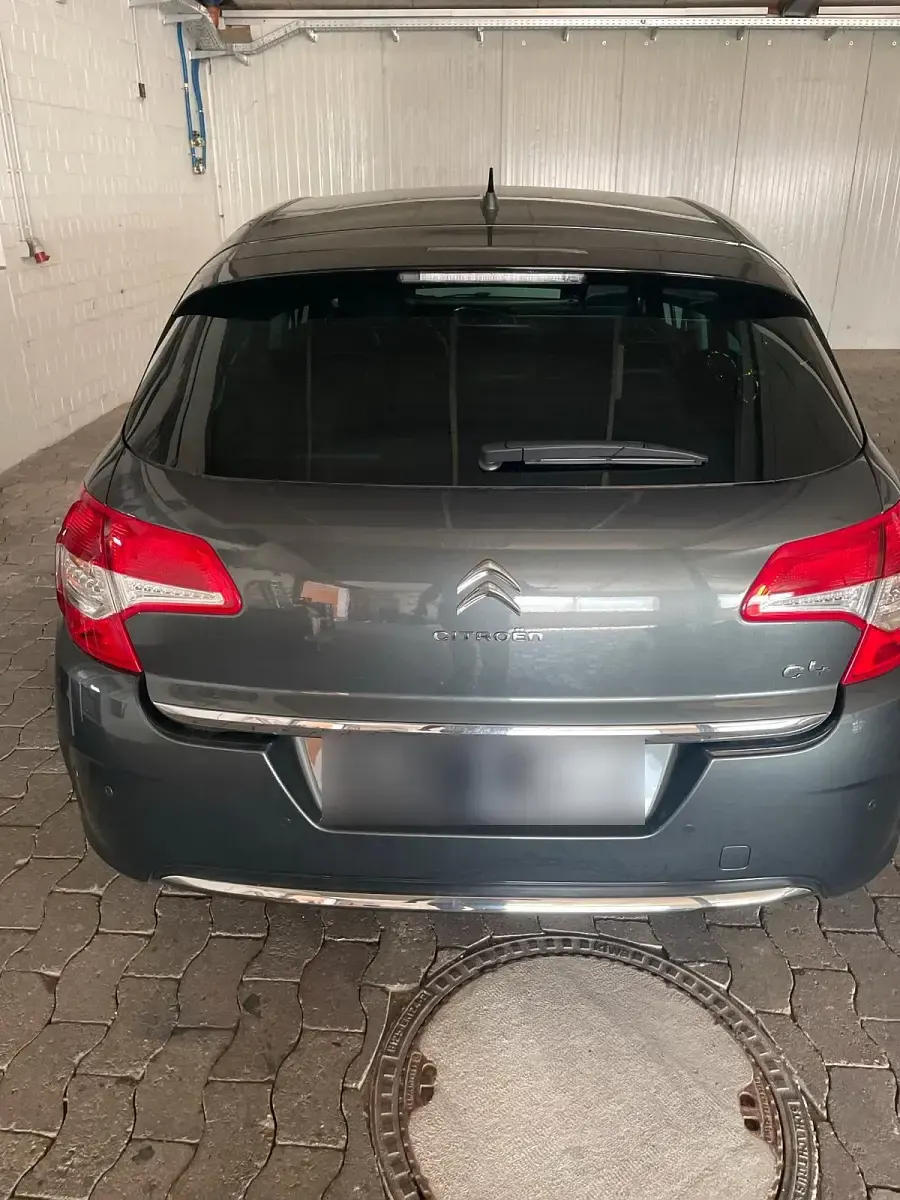 Gebraucht Citroën C4 Exclusive 120 PS (88 kW) 2012 Grau Limousine