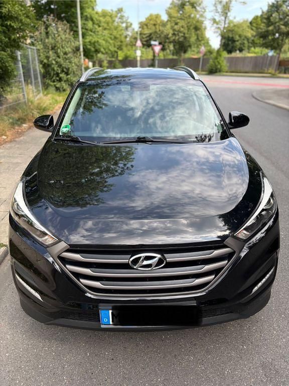 Schwarz Gebraucht 2018 Hyundai Tucson Select SUV | 12.900 € (Guter Preis) - Bild 1/4