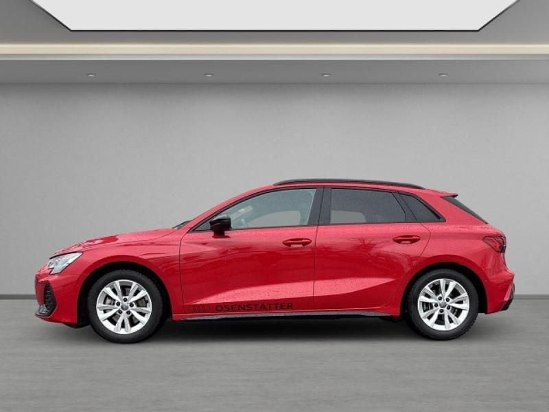 Gebraucht Audi A3 S-Line 150 PS (110 kW) 2024 Progressivrot metallic (metallic) Limousine