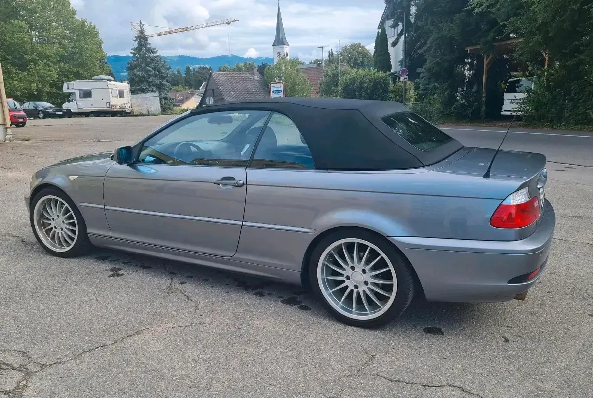 Gebraucht BMW 318 Cabriolet 143 PS (105 kW) 2004 Grau Cabrio