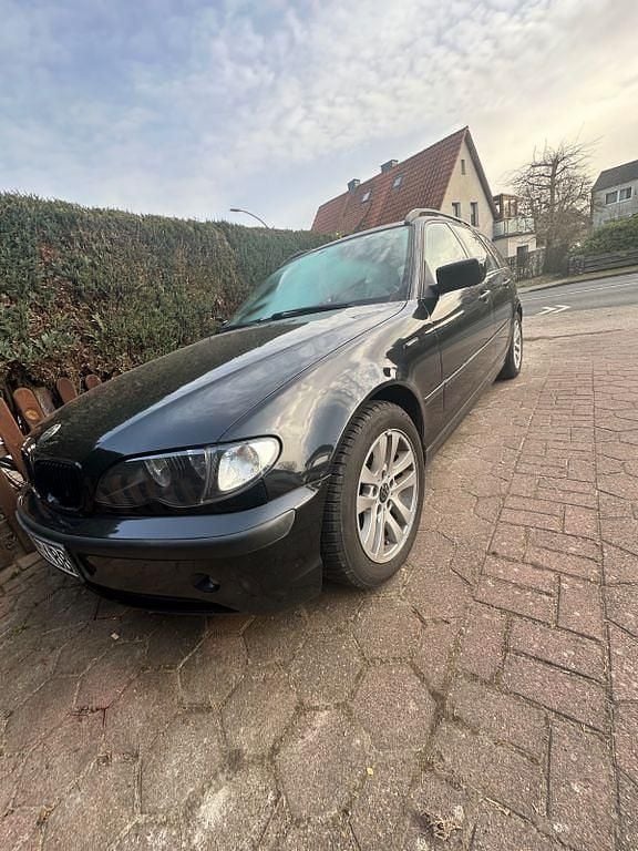 Gebraucht BMW 320 Exclusive 150 PS (110 kW) 2005 Schwarz Kombi