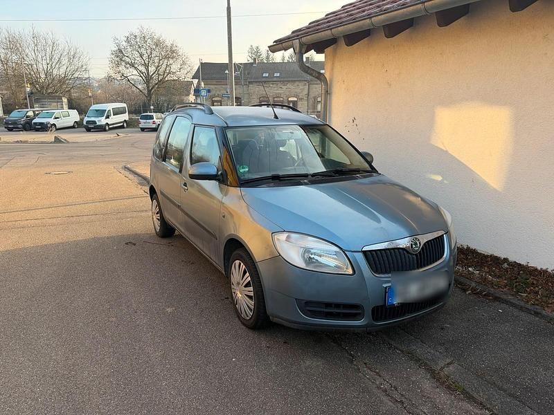 Andere farben Gebraucht 2007 Skoda Roomster Van / Kleinbus | 3.195 € - Bild 1/4