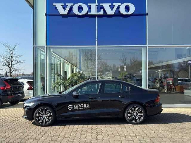 Gebraucht Volvo S60 145 PS (106 kW) 2022 Limousine