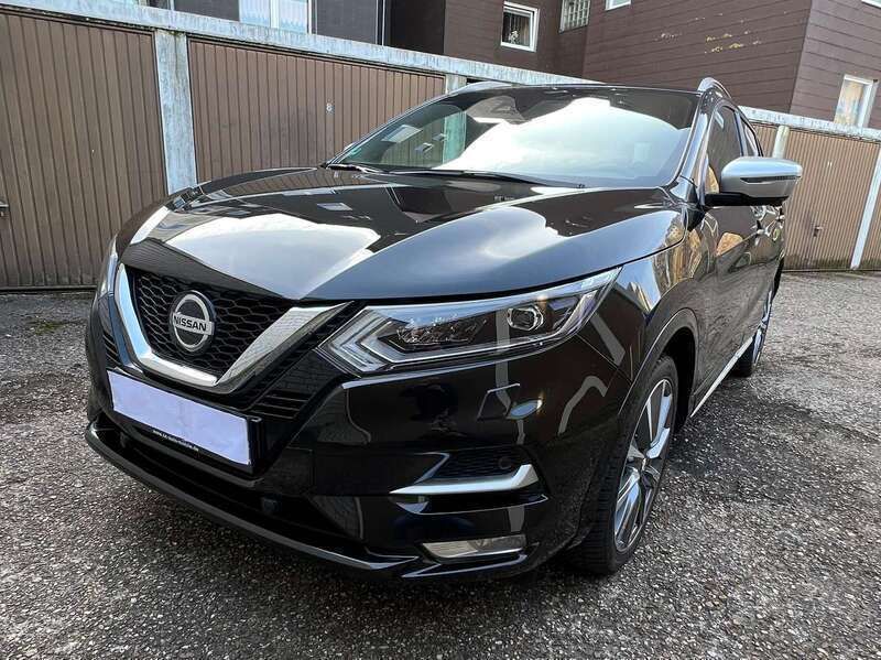 Schwarz Gebraucht 2020 Nissan Qashqai Tekna+ SUV | 19.990 € (Guter Preis) - Bild 1/4