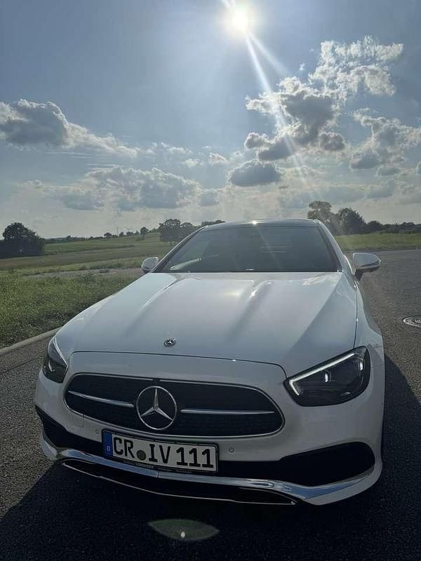 Gebraucht Mercedes E200 Avantgarde 197 PS (144 kW) 2021 Coupé