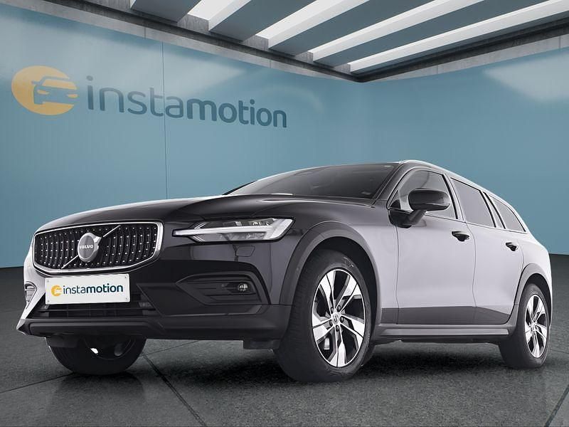 Gebraucht Volvo V60 CC 197 PS (144 kW) 2023 Schwarz Kombi