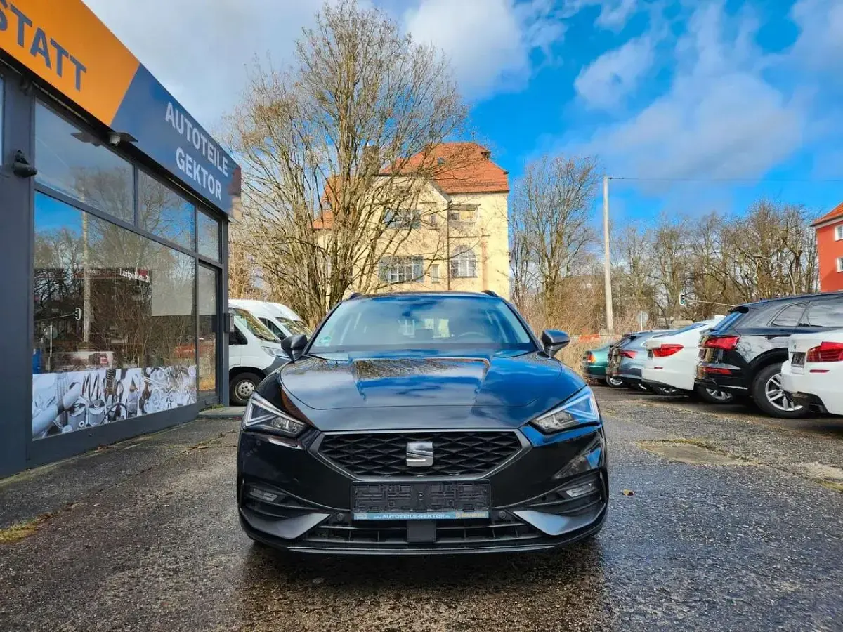 Gebraucht Seat Leon FR 150 PS (110 kW) 2021 Schwarz Limousine