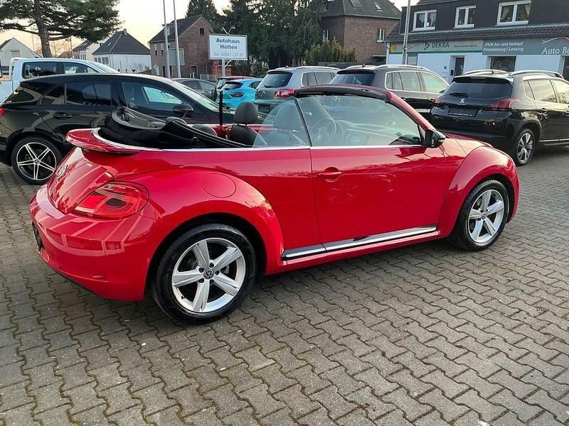 Gebraucht VW Beetle Sport 150 PS (110 kW) 2015 Rot Kleinwagen