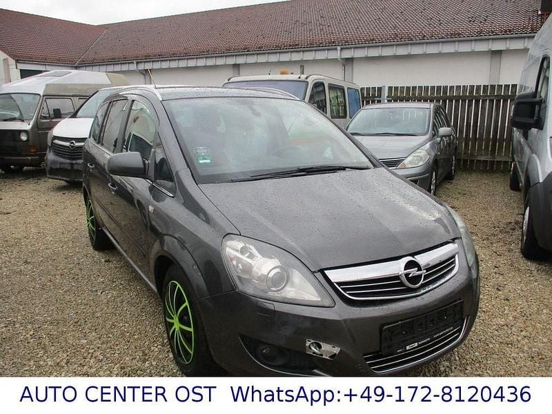 Gebraucht Opel Zafira Edition 120 PS (88 kW) 2010 Van / Kleinbus