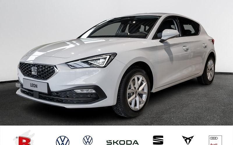 Neu Seat Leon 150 PS (110 kW) 2026 Weiß Limousine