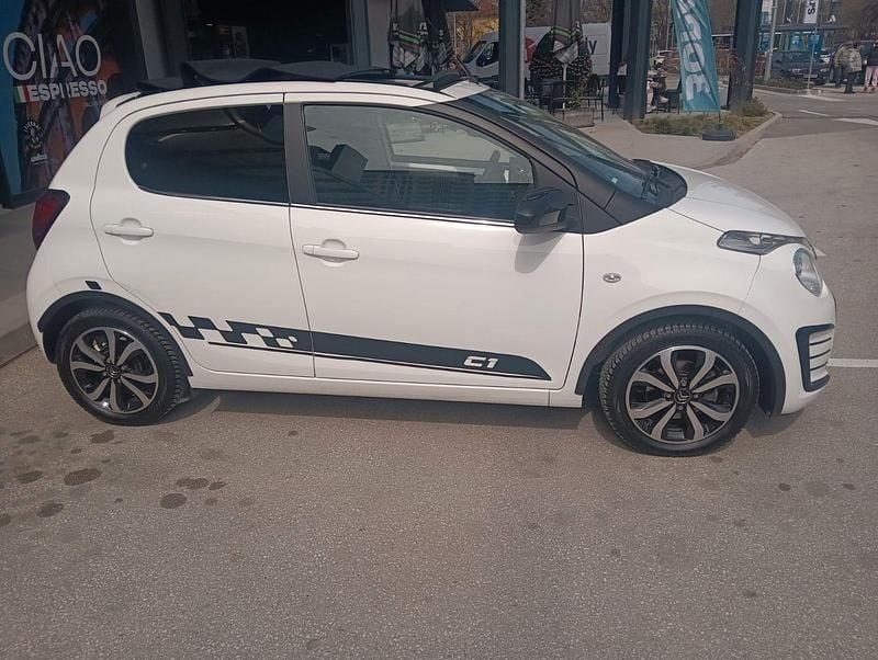 Gebraucht Citroën C1 Shine 69 PS (50 kW) 2017 Weiß Kleinwagen